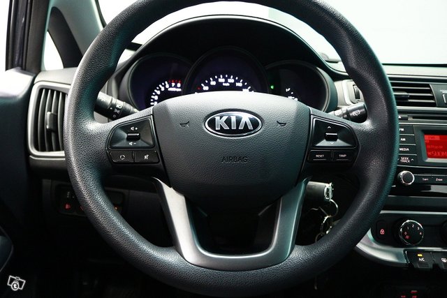 Kia Rio 16