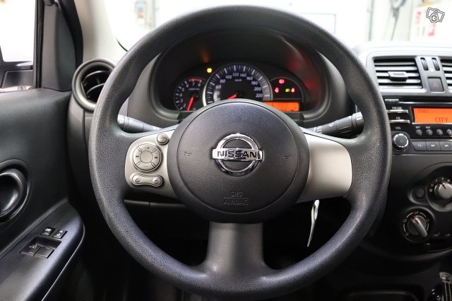 Nissan Micra 17