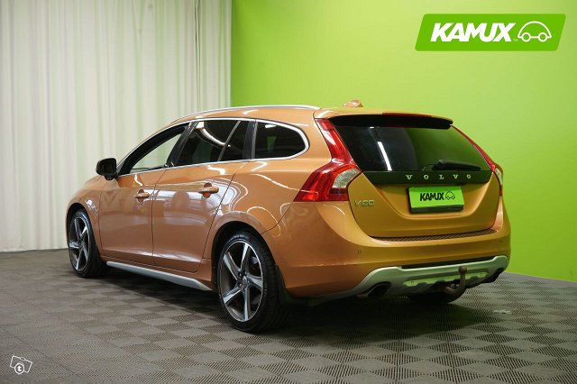 Volvo V60 5