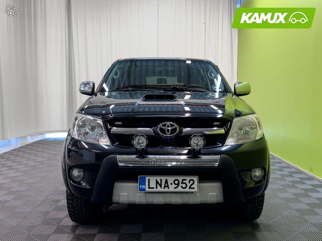 Toyota Hilux 5