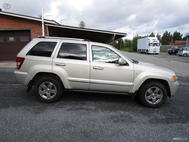 Jeep Grand Cherokee 5