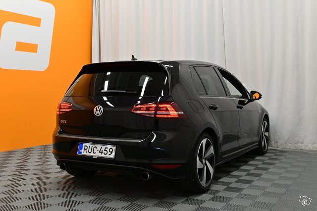 Volkswagen GOLF 7