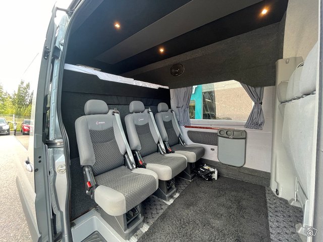 Volkswagen Crafter 6