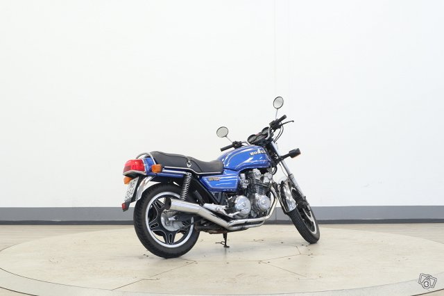 Honda CB 5