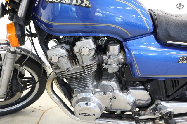 Honda CB 13