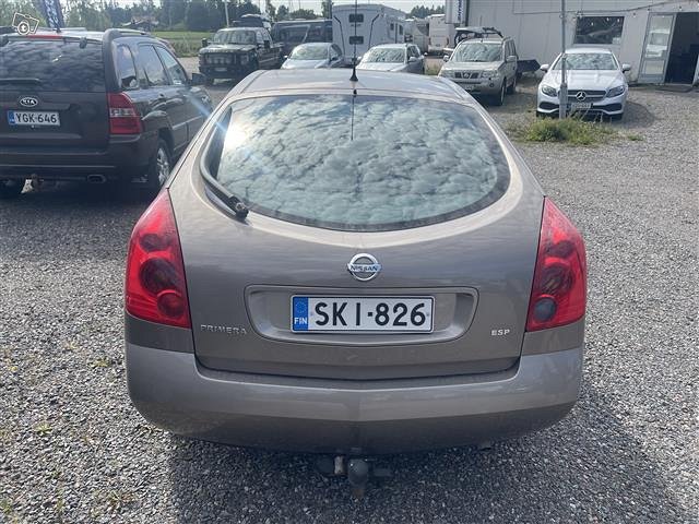 Nissan Primera 4