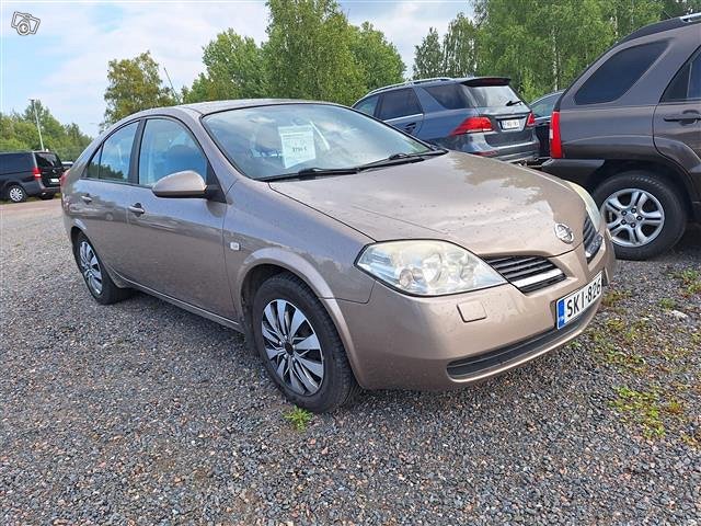 Nissan Primera 5