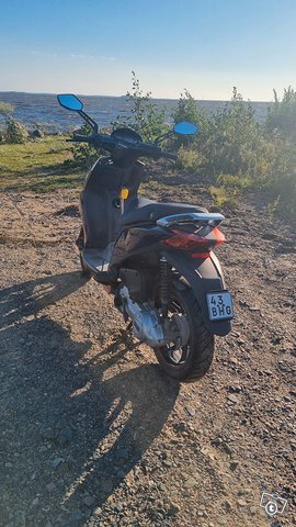 Aprilia Sportcity 50 4