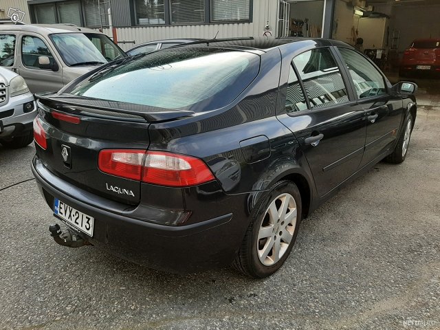 Renault Laguna 6