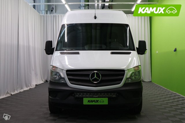 Mercedes-Benz Sprinter 8