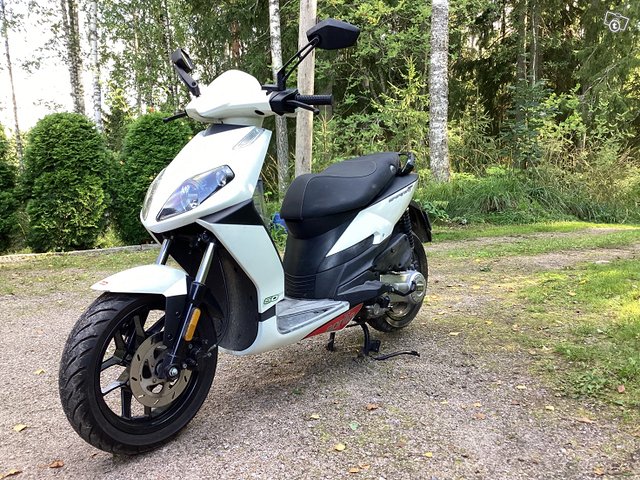 Aprilia Sportcity 50 2