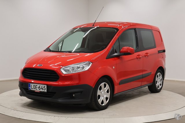 Ford Transit Courier 1