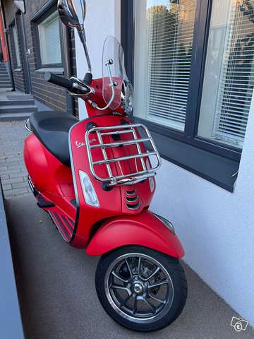 Vespa Primavera sport 50 4-T punainen 2019, kuva 1