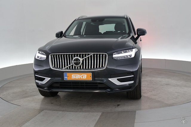 Volvo XC90 25