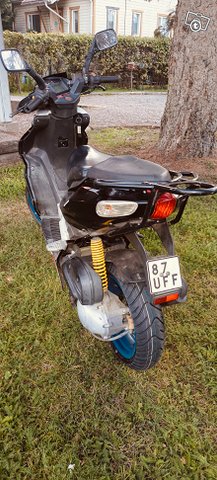 Aprilia SR50 skootteri 4