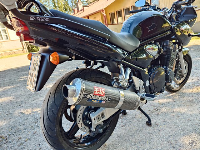 Suzuki Bandit GSF 1200S 9