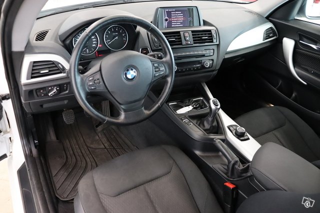 BMW 114 11