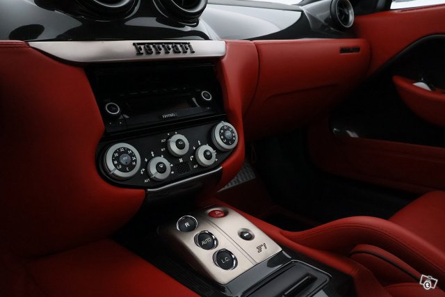 Ferrari 599 GTB 16