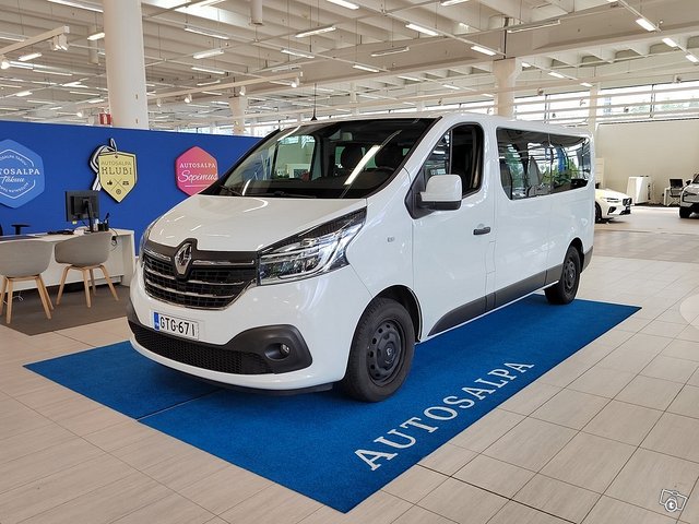 RENAULT Trafic Passenger 1