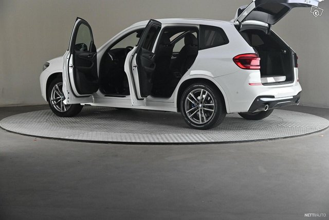 BMW X3 7