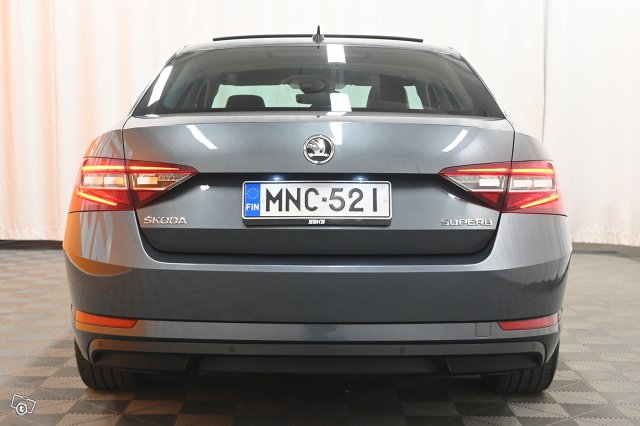 Skoda Superb 7