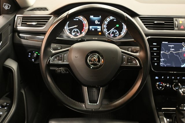 Skoda Superb 17