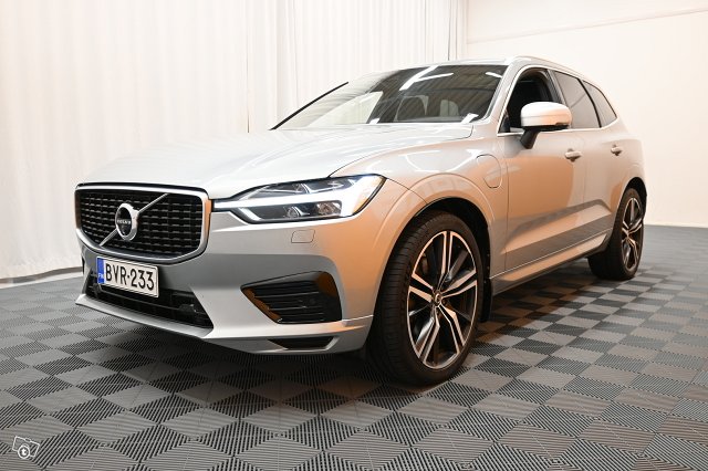 Volvo XC60 4