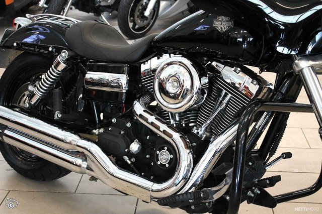 Harley-Davidson Dyna 8