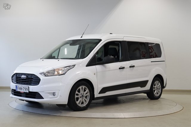 Ford Grand Tourneo Connect 1