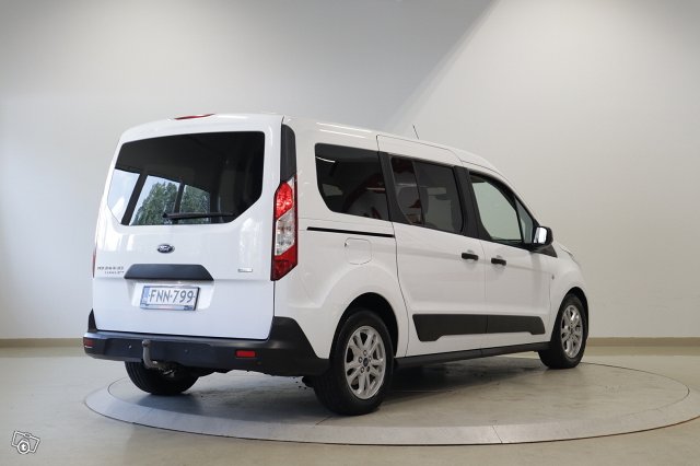 Ford Grand Tourneo Connect 5