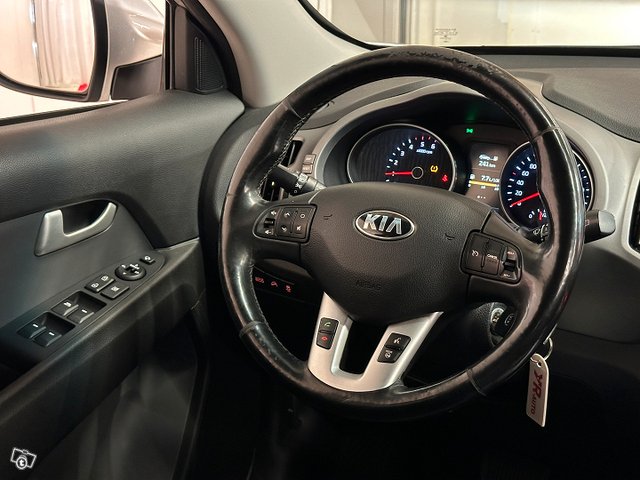 Kia Sportage 12