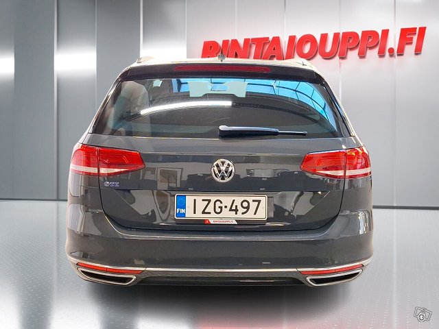 Volkswagen Passat 4