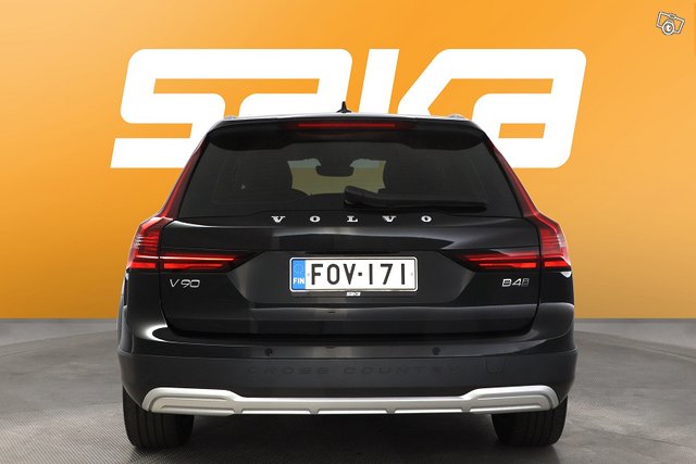 Volvo V90 Cross Country 7