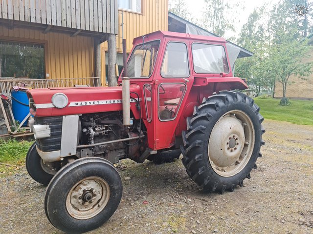 Massey-Ferguson 165 2