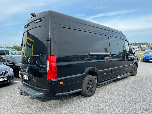 Mercedes-Benz Sprinter 5