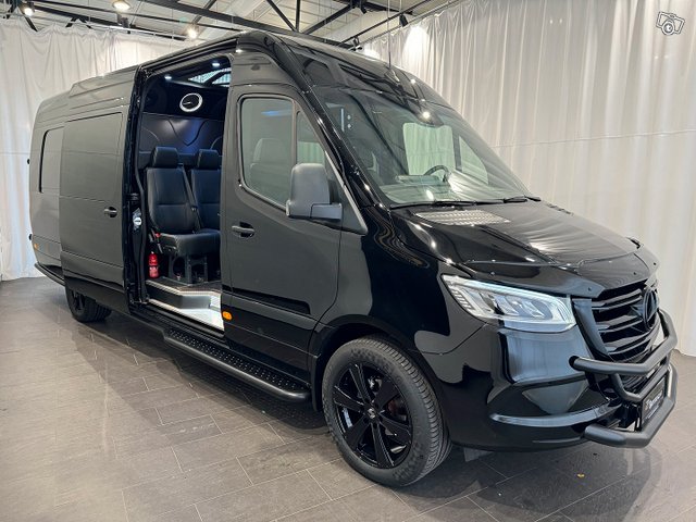 MERCEDES-BENZ SPRINTER 4