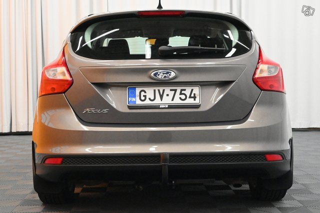 Ford Focus 6