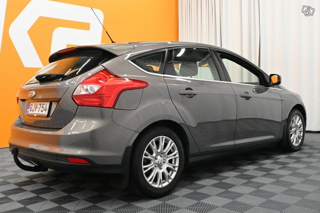 Ford Focus 7