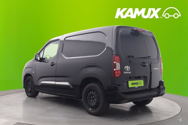 Toyota Proace City 5