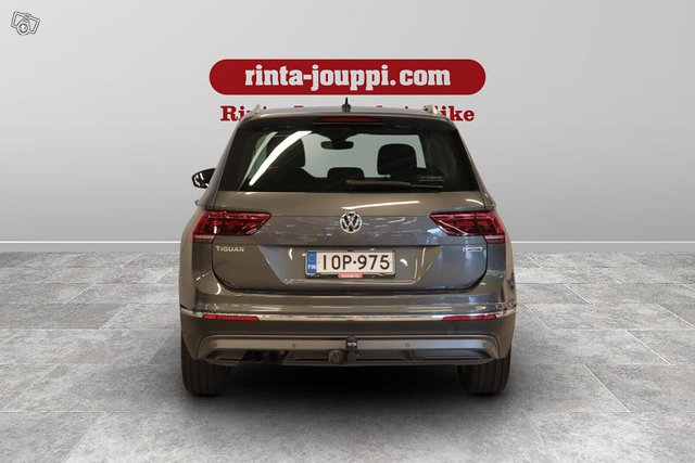 Volkswagen Tiguan 6