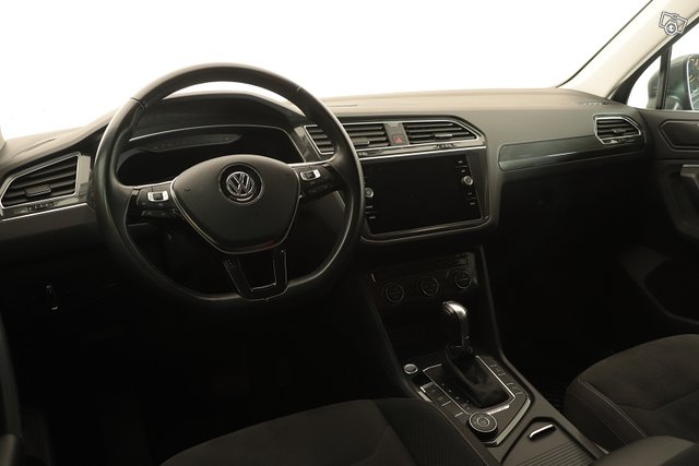 Volkswagen Tiguan 17