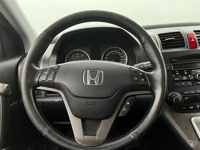 Honda CR-V 9