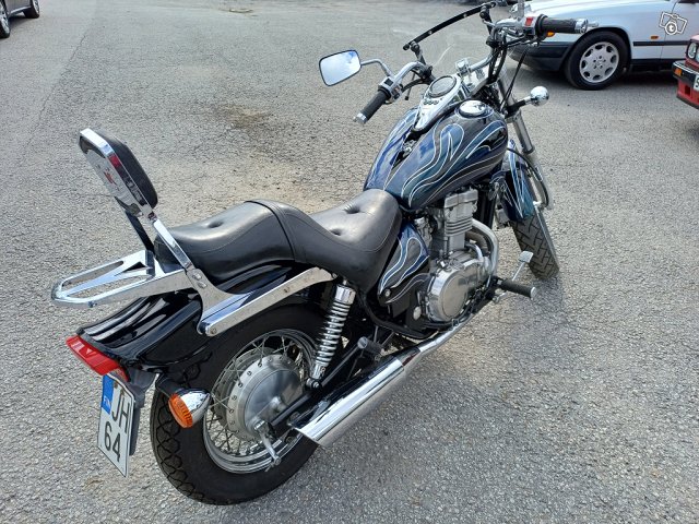 Kawasaki EN 6