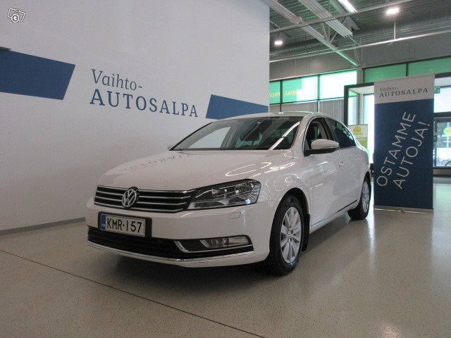 VOLKSWAGEN Passat, kuva 1