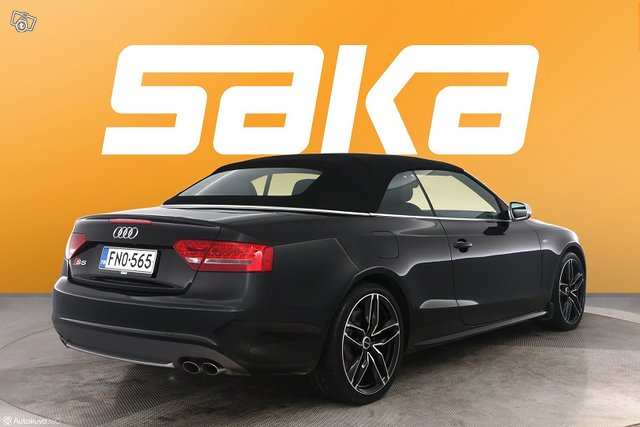 Audi S5 8