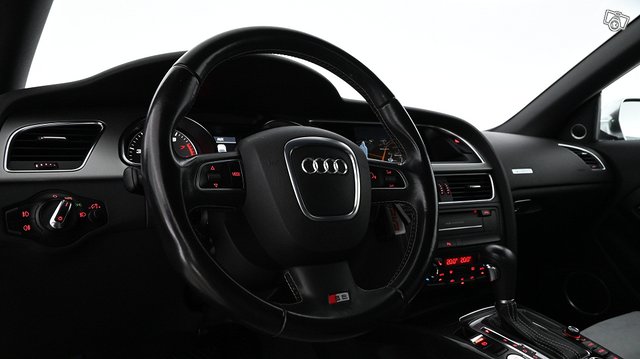 Audi S5 10