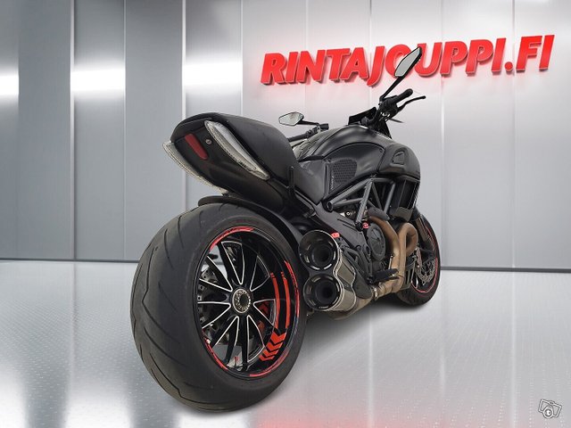 Ducati DIAVEL 2