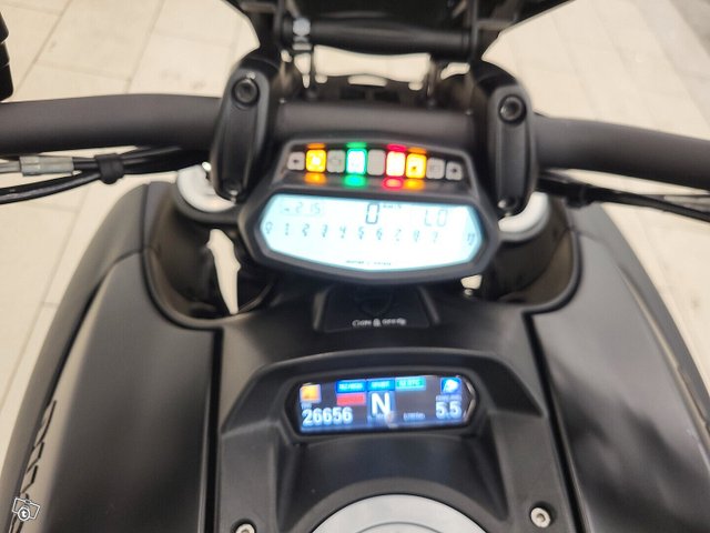 Ducati DIAVEL 13