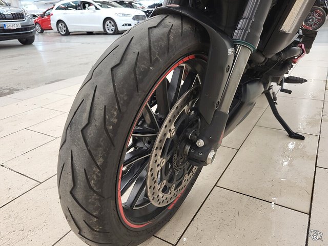 Ducati DIAVEL 14