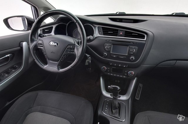 Kia Ceed 5